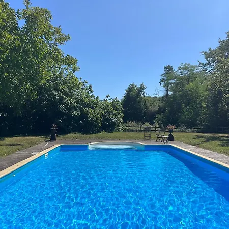 Le Betet בית נופש Espas